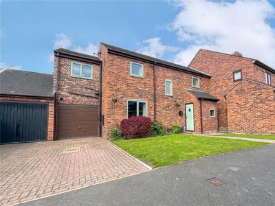 4 Bedroom Detached House For Sale In Atherstone, Warwickshire
