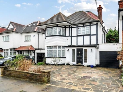 4 Bedroom Detached House For Sale In Edgware