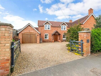 4 Bedroom Detached House For Sale In Pershore
