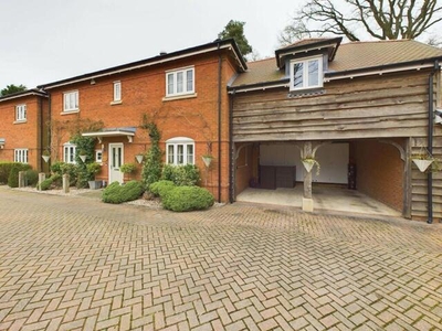 4 Bedroom Detached House For Sale In Sonning Common