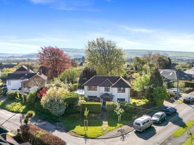 4 Bedroom Detached House For Sale In Steyning