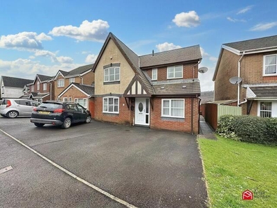 4 Bedroom Detached House For Sale In Tonna, Neath