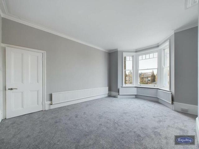 4 Bedroom Flat For Rent In West Hampstead