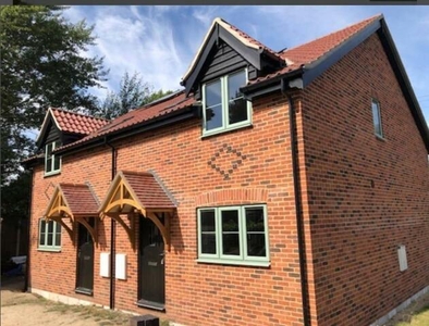 4 Bedroom House For Rent In Colney