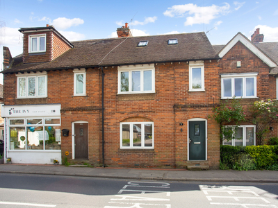 4 bedroom property for sale in High Street, Otford, TN14