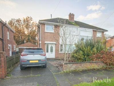 4 Bedroom Semi-detached House For Sale In Ellesmere Port, Cheshire