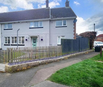 4 Bedroom Semi-detached House For Sale In Hartwell
