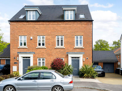 4 Bedroom Semi-detached House For Sale In Haywards Heath