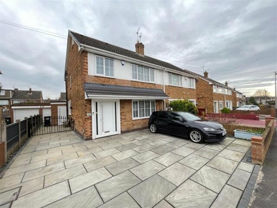 4 Bedroom Semi-detached House For Sale In Wheatley Hills
