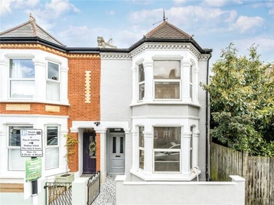 4 Bedroom Terraced House For Rent In London