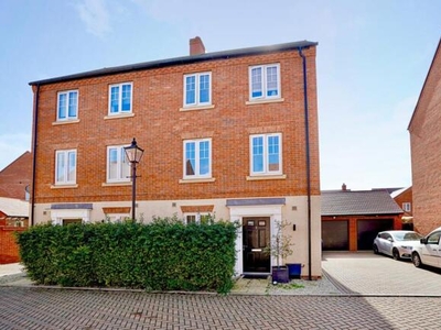 4 Bedroom Town House For Sale In Brampton, Huntingdon