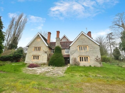 5 Bedroom Detached House For Sale In Wixford, Alcester