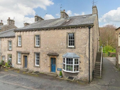 5 Bedroom End Of Terrace House For Sale In Settle, North Yorkshire