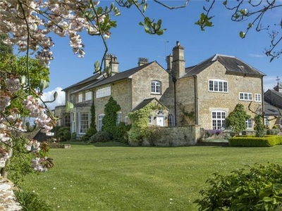 5 Bedroom Semi-detached House For Sale In Chipping Norton, Oxfordshire