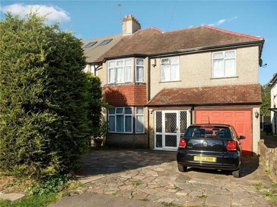 5 Bedroom Semi-detached House For Sale In Warlingham