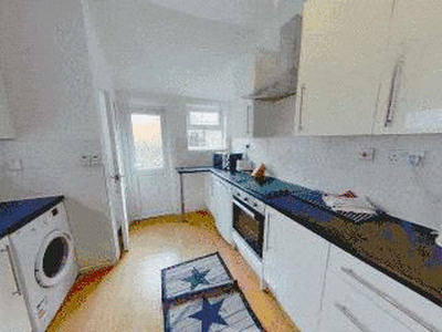 5 Bedroom Terraced House For Rent In Southsea