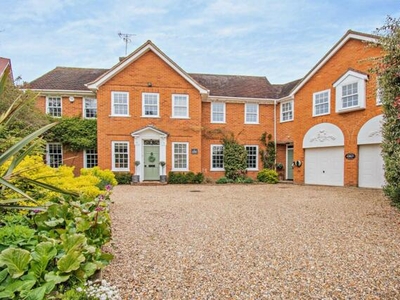 6 Bedroom Detached House For Sale In Maidenhead, Berkshire