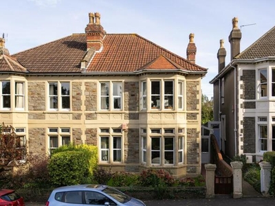 6 Bedroom Semi-detached House For Sale In St Andrews