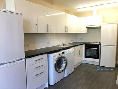 6 Bedroom Shared Living/roommate Bristol Bristol