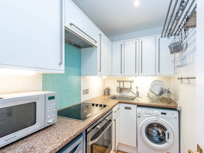 Flat in Denbigh Street, Pimlico, SW1V