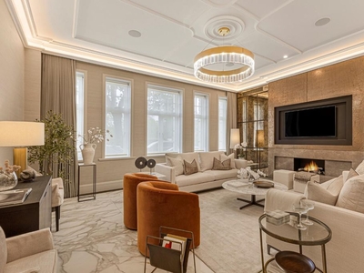 Luxury Flat for sale in London, United Kingdom