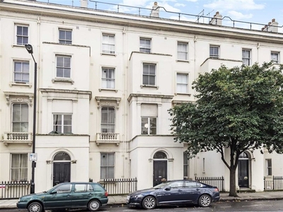 Porchester Square Bayswater, W2