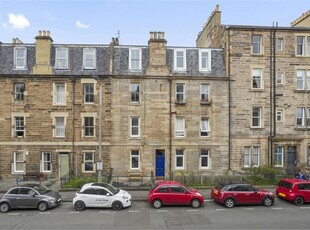 1 bed ground floor flat for sale in Newington