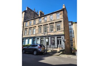 1 bed maindoor flat for sale in New Town