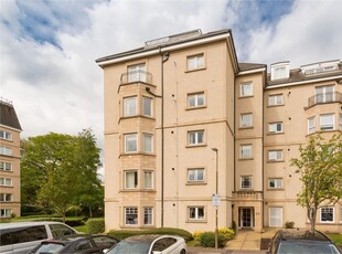 1 bed third floor flat for sale in Morningside
