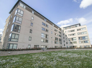 1 bedroom apartment for rent in Altair House, Celestia, Cardiff Bay, CF10
