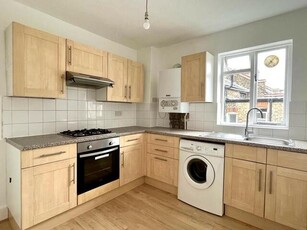 1 Bedroom Apartment For Rent In Muswell Hill, London
