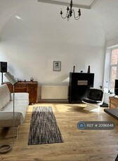 1 bedroom flat for rent in Bowlalley Lane, Hull, HU1