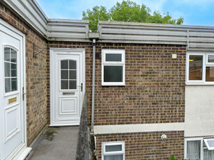 1 bedroom flat for rent in Bredhurst Road, Gillingham, Kent, ME8