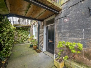 1 bedroom flat for rent in Cumberland Street, Edinburgh, EH3
