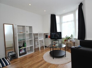 1 bedroom flat for rent in Flat 5 5 Marlborough Road, , Penylan, CF23