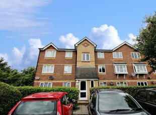 1 bedroom flat for rent in Shortlands Close , Belvedere, DA17