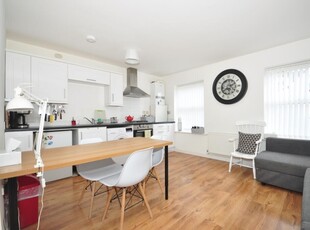 1 bedroom flat for rent in St. Andrews Road Southsea PO5