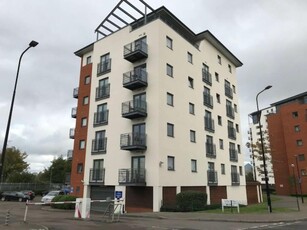 1 bedroom flat for rent in The Waterquater , Galleon Way, Cardiff Bay, CF10