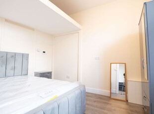 1 bedroom flat to rent London, SW5 0TQ