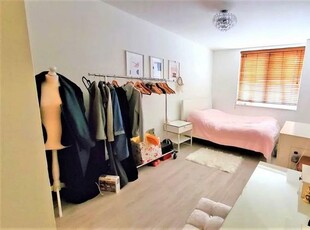 1 bedroom flat to rent London, E1 1NZ