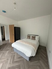 1 bedroom house share for rent in 184 Heath Lane Dartford DA1 2TN, DA1