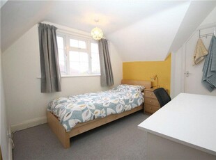 1 bedroom house share for rent in Aldershot Road, Guildford, Surrey, GU2