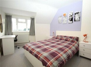 1 Bedroom House Share For Rent In Guildford, Surrey