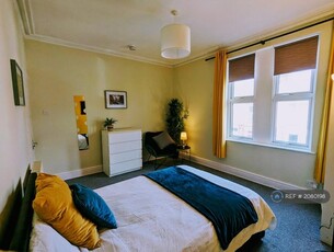 1 bedroom house share for rent in Manners Road, Southsea, PO4