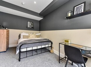 1 bedroom house share for rent in Ravensbourne Road, Bromley, BR1