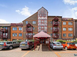1 bedroom retirement property for sale in The Mount, Guildford, Surrey, GU2