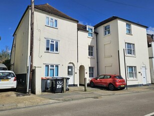 1 bedroom semi-detached house for rent in Whitstable Road, Canterbury, CT2