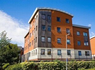 2 Bed Flat, Pomona Place, HR4
