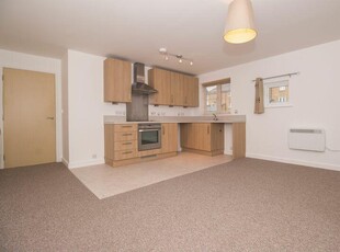 2 bedroom apartment for rent in Arnold Road, Mangotsfield, BS16