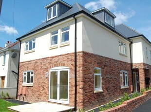2 bedroom apartment for rent in Oakdale, Poole, BH15